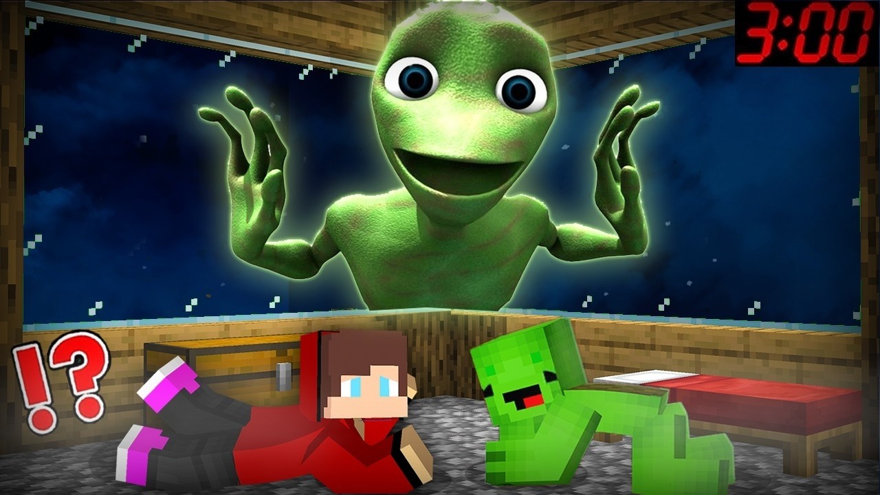 JJ and Mikey HIDE from DAME TU COSITA in Minecraft Maizen Security House Challenge