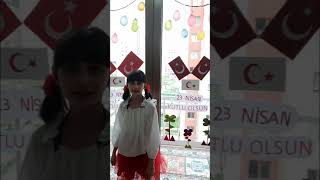 Sanki Her Tarafta Var Bir Düğün Bugün 23 Nisan Hep Neşeyle Doluyor İnsan Cover Melis