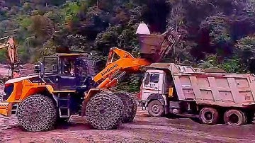 JCB 3dx Eco Backhoe Loader New Mahindra Eicher Massey Loading Tractor Stuck in Mud | Jcb and Tractor