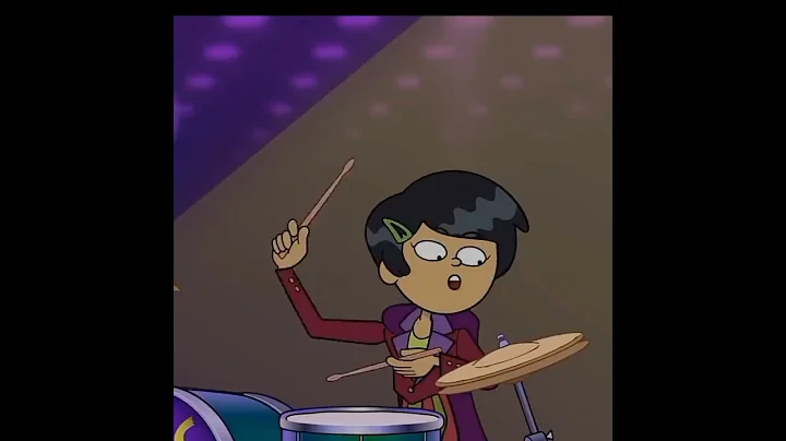 Marcy Wu in Broken karaoke  #short #amphibia #marc...