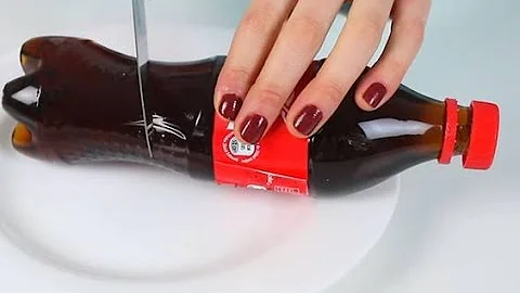 Quanto misura una bottiglia di Coca Cola?