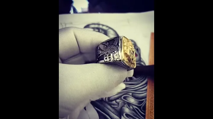Ring Luxury SPARTA  By Jorge Uquillas Artist Engra...