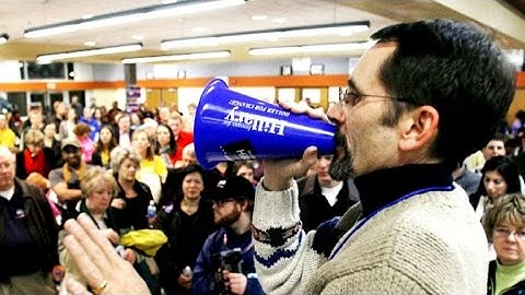 Campaign 2016: What is a caucus?