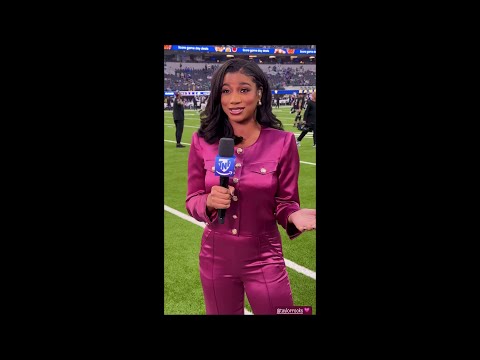 taylor rooks pink dress Shoutout to Taylor Rooks for coming out to Portland to interview me for her  Bleacher Report show "Take It There with Taylor Rooks." Full interview  available here: https://www.youtube.com/watch?v=EBH2ckM_FiQ