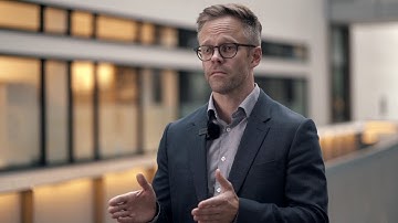 Patents as business risk in financial services