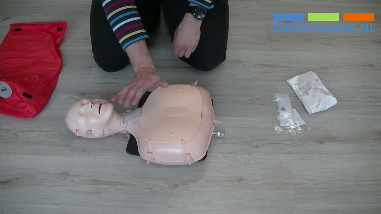 Laerdal mini Anne gebruiken