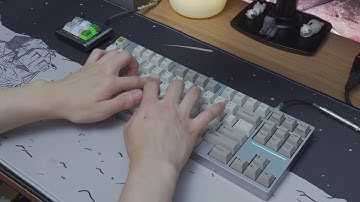 Matrix Lab 8XV1.2OG with lubed Gateron Yellows (KS-3) Typing Sounds