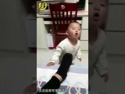 احسن ردات فعل الاطفال الكورين عند شم الجوارب الموت ديال الضحك