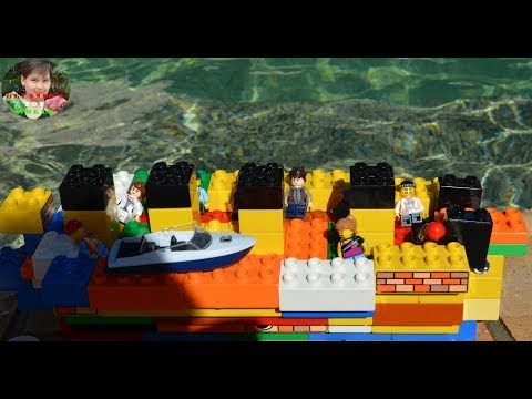 Duplo Titanic Meets Mosasaur Youtube