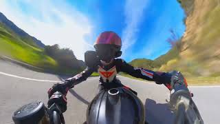 FAST MT10 RIDER CHASES ME UP THE MOUNTAIN 🤯!! by DevineClips 653 views 3 months ago 1 minute, 46 seconds