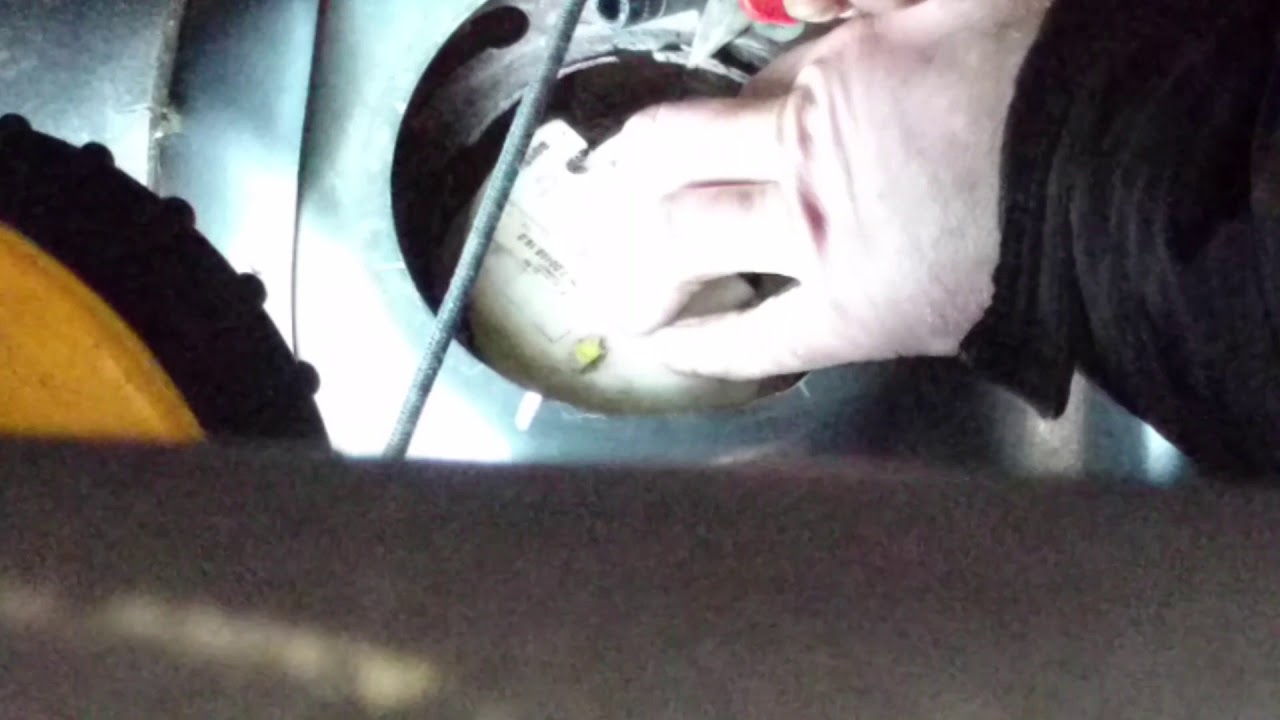 Как снять бензонасос на пежо 206 седан видео - 82 фото