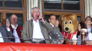 Carlo Ancelotti canta "I migliori anni della nostra vita" in Germania!