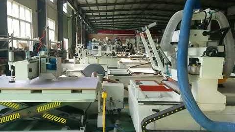 AUTO LABEL,LOAD,UNLOAD WOODWORKING CNC MACHINE