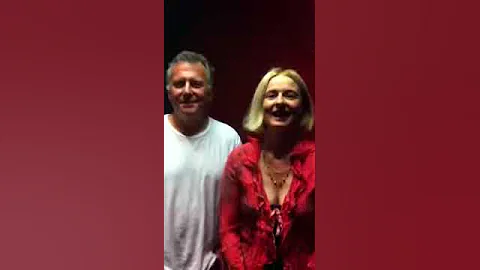 Julia Fordham and Paul Reiser give a Shout Out to ...