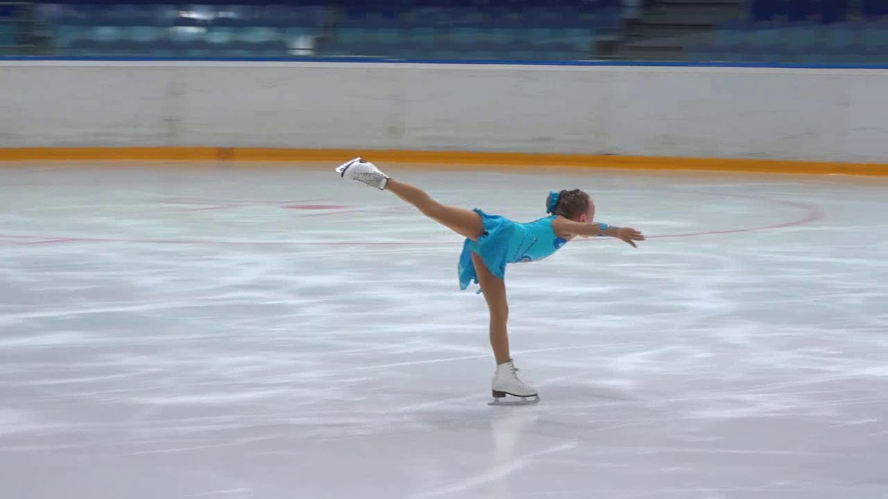 Тренировочная арена мытищи. Арена Мытищи каток. Ледовая Арена Мытищи покататься. Мария Арена. Белова Елена ведущая ледовая Арена Мытищи.