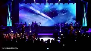 Video thumbnail of "Nina Badric i Zeljko Joksimovic - Ima nesto u tom sto me neces @ ARENA BEOGRAD, 2012."