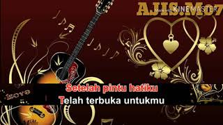 SECAWAN MADU- KRISTINA | KARAOKE TANPA VOKAL