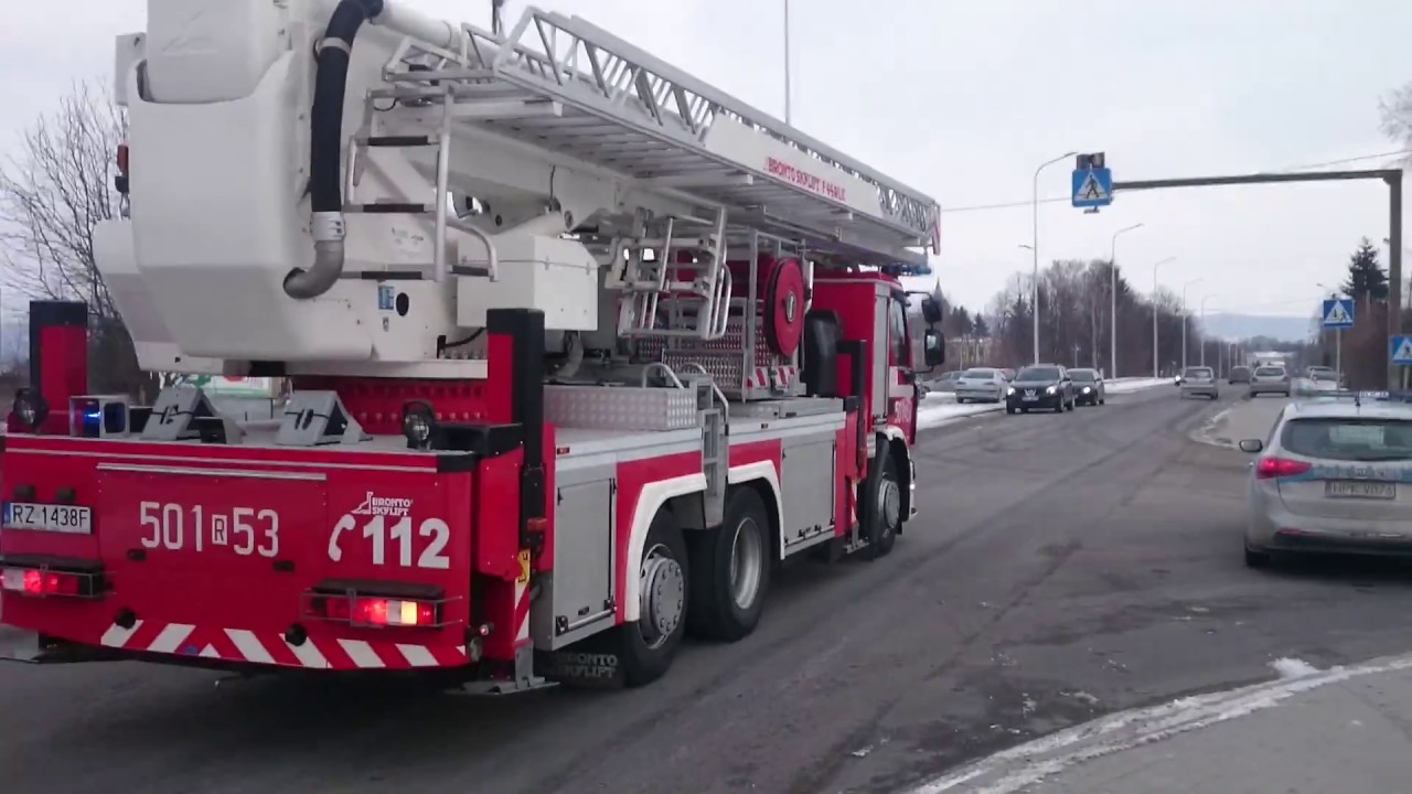 Pożar w Pilźnie. Dojazdy i przejazdy alarmowe.