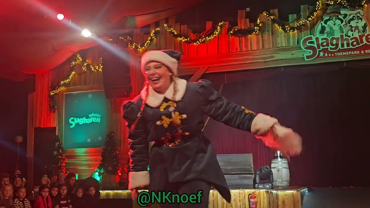 Attractiepark slagharen magical winter circus show 06-12-2025