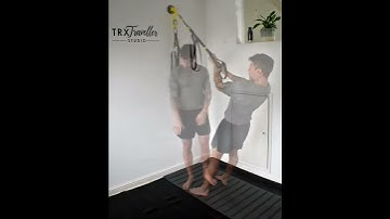 💥 ONE ARM TRX Curls for EXTRA bicep squeeeeze⁣ 💪⁣