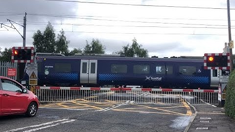 Kingsknowe level crossing | Edinburgh | Scotland 🏴󠁧󠁢󠁳󠁣󠁴󠁿