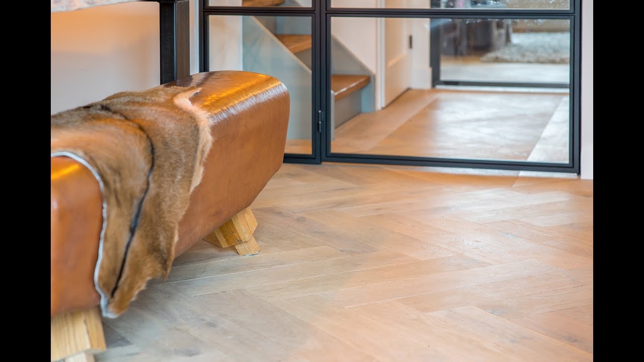 Eiken Visgraat - Verouderd & Wit Geolied - Floer Inspiratie - Eiken parket vloer