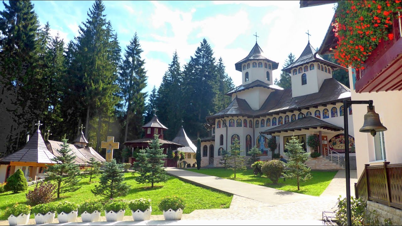 Mănăstirea SIHĂSTRIA RARĂULUI (Câmpulung Moldovenesc, Bucovina, România)
