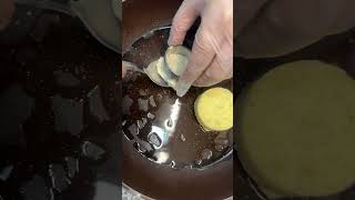 Download Lagu Grilled polenta \u0026 urad dal bara MP3 Download Lagu Grilled polenta \u0026 urad dal bara MP3