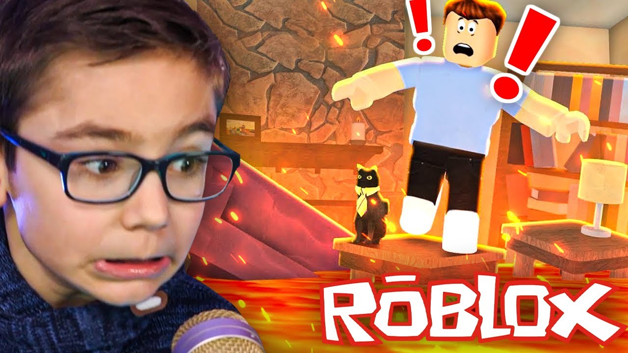 LE SOL C'EST DE LA LAVE DANS ROBLOX ! (The floor is lava) - YouTube