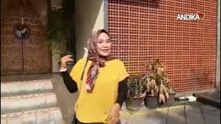 KALAU LAGI LIBUR, BEGINI KEGIATAN JURNALIS SUSANTI IKHSAN...!!!! SIAPA YANG MAU IKUT...????