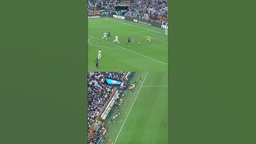 France’s reaction to Martinez’s save