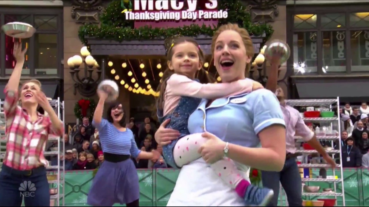 Waitress - Macy's Thanksgiving Day Parade 2016 - YouTube