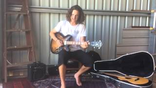 JACK BOTTS - MAGIC IN TOWN (Official Live Video)