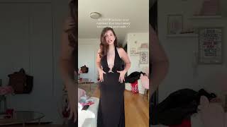 I’m hot and freeing the pouch!!! 💗💗💗 #bodypositive #curvyandconfident #midsizeblogger