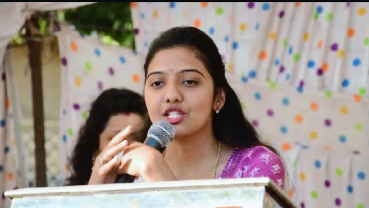 सृष्टि जयंत देशमुख IAS महोदय की सादगी ।