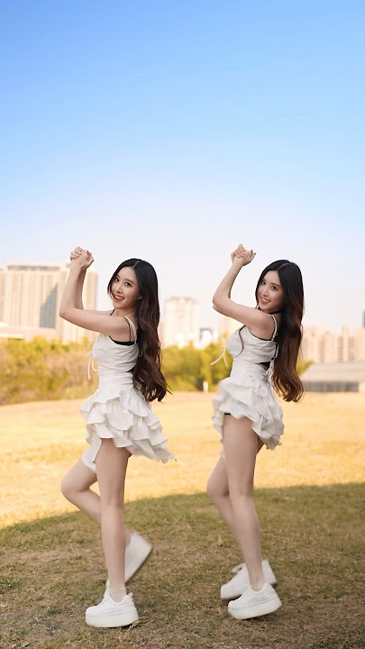 🤍 #lesserafim #kpop #dance #smart #dancecover / Sandy&Mandy