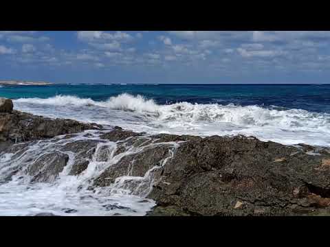 وانا جنبك وعينيك في عينيا من فيلم فرح مي عز الدين