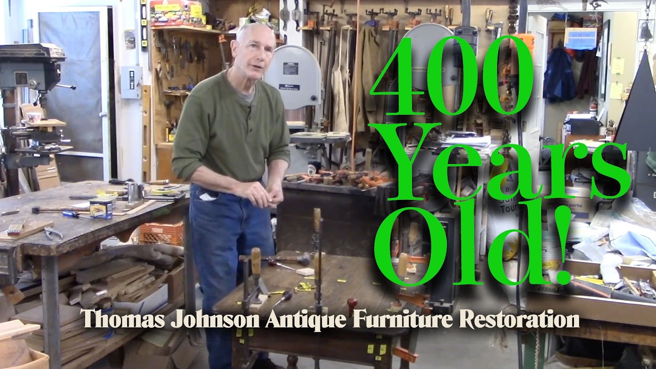 Стол XVII века, отреставрированный