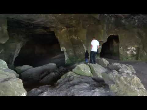 PALMA DE MALLORCA - Caverna en Playa de Portals Vells - Isla de Mallorca - España - 2012