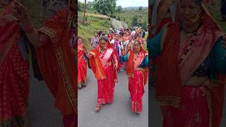 🔥पारंपरिक पहाड़ी रीति-रिवाज❤️ शादी में महिलाओं का जबरदस्त Viral डांस 💃 Didihat Uttarakhand #shorts