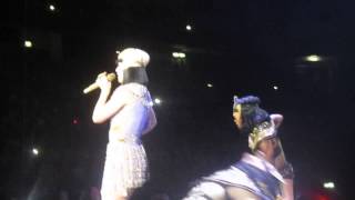 Katy Perry - E.T. - live O2 World Berlin 2015