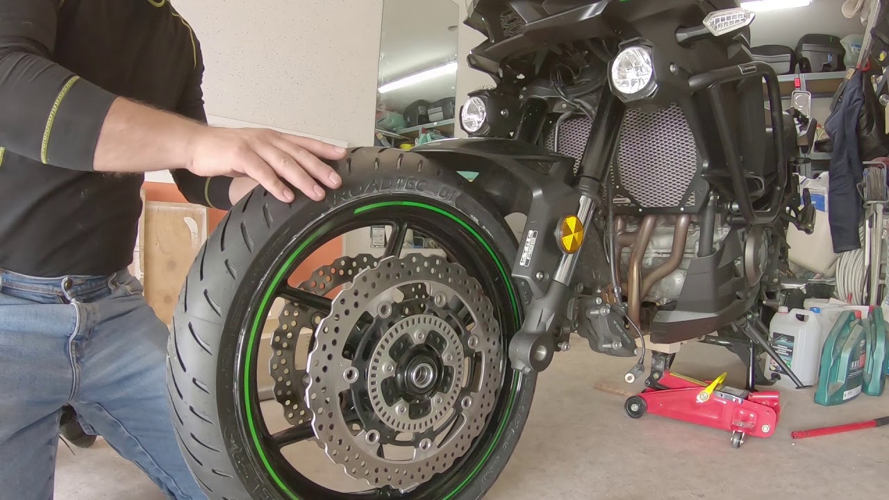 Kawasaki Versys 1000 - tires change - Metzeler Roadtec 01
