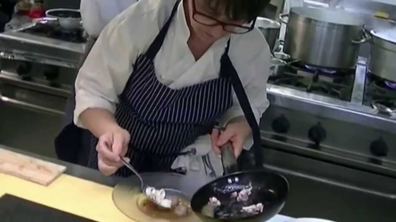 Il Centro di Priocca - Zuppetta di fagioli, calamaretti, salsiccia e crostini di pane