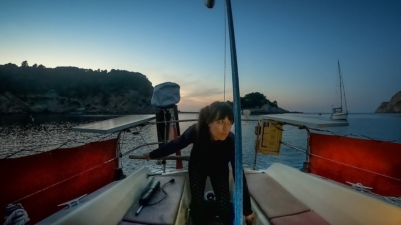 All the best sails happen at night! | Island hopping & Freediving | Chasing Currents EP 48