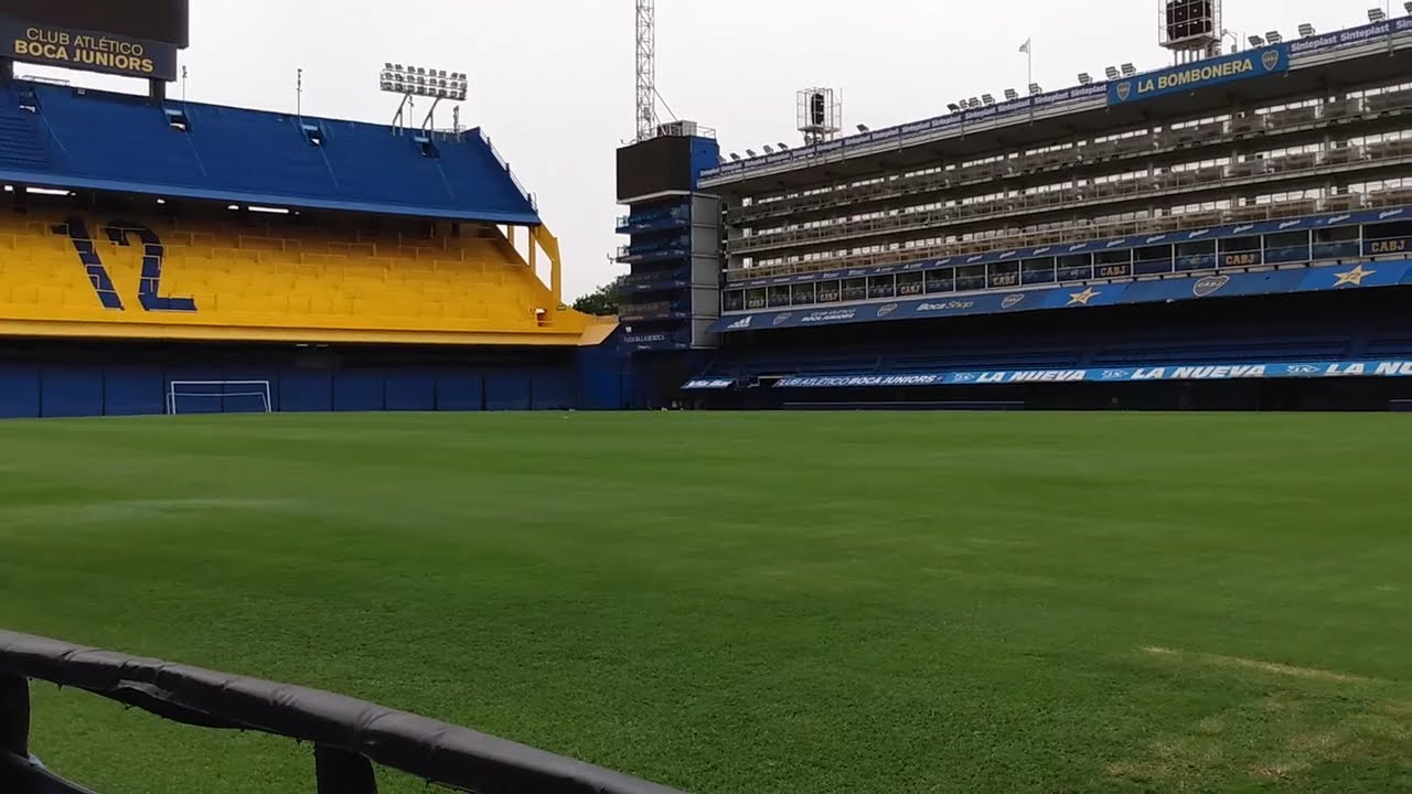 Legendary Stadium "La Bombonera" the home of giant CA Boca Juniors. LA BARRA DE BOCA JUGADOR NO 12
