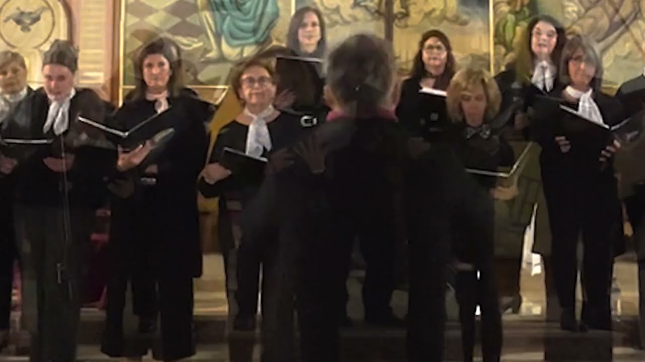 Coro Multicultural Gran Alacant - Popurri de Navidad