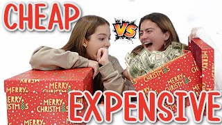 CHEAP VS EXPENSIVE CHRISTMAS PRESENTS 🎁 CHALLENGE | SISTER FOREVER
