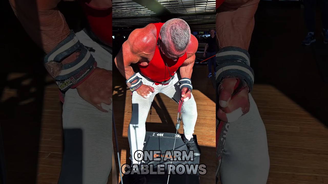 ONE ARM CABLE ROWS #BACK #workout #motivation #muscle #workouttips