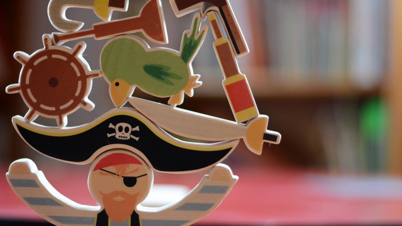 Walk the Plank ocio in english