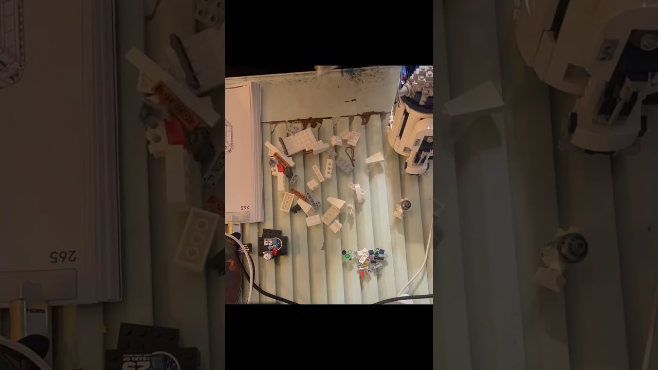 Lego Star Wars R2-Dr Timelapse build 